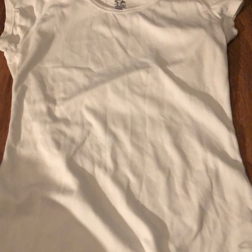 plain white shirt